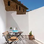 Stylish Apartment By City Center